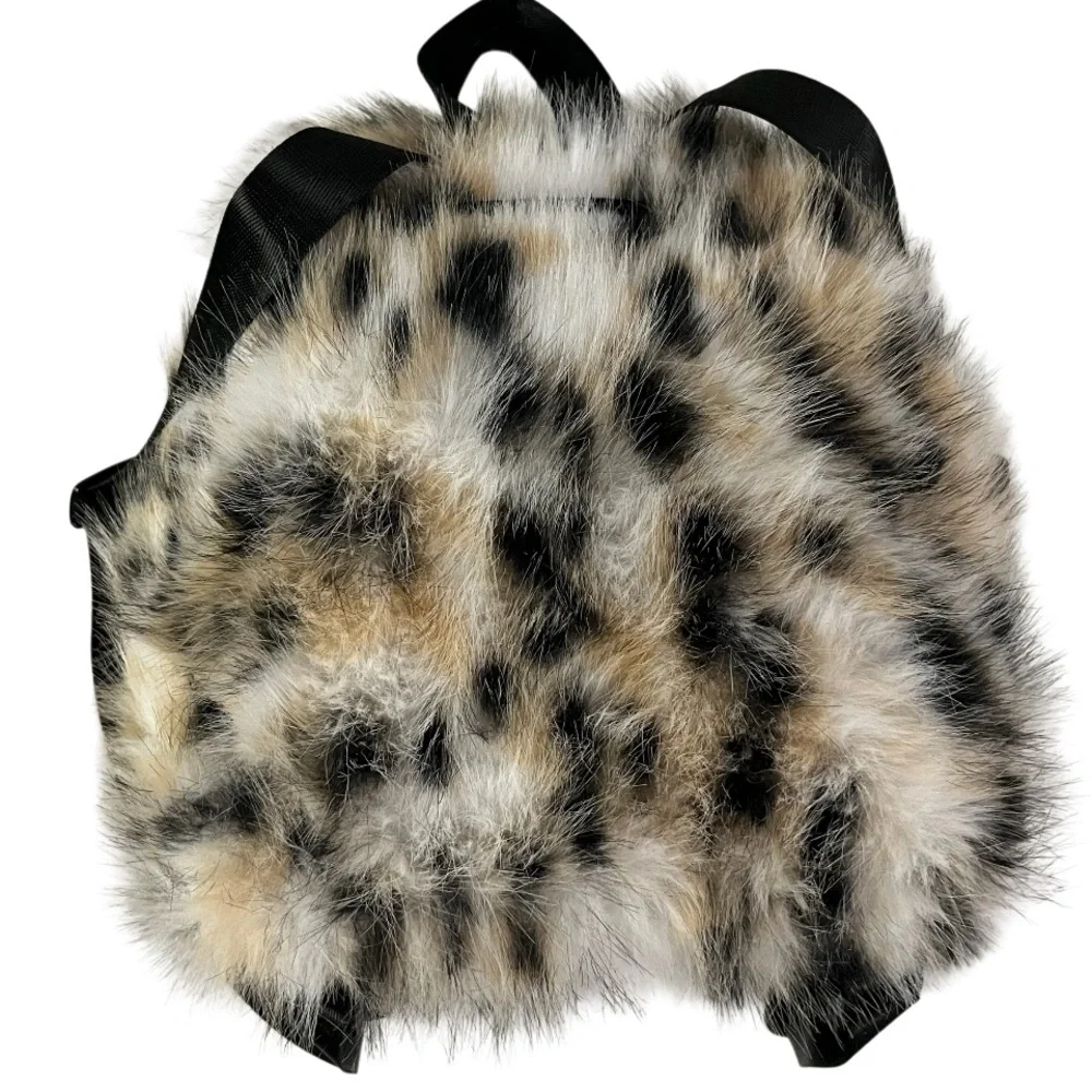 NEW Elegant Leopard Print Faux Fur Drawstring Snap Closure Backpack White Tan